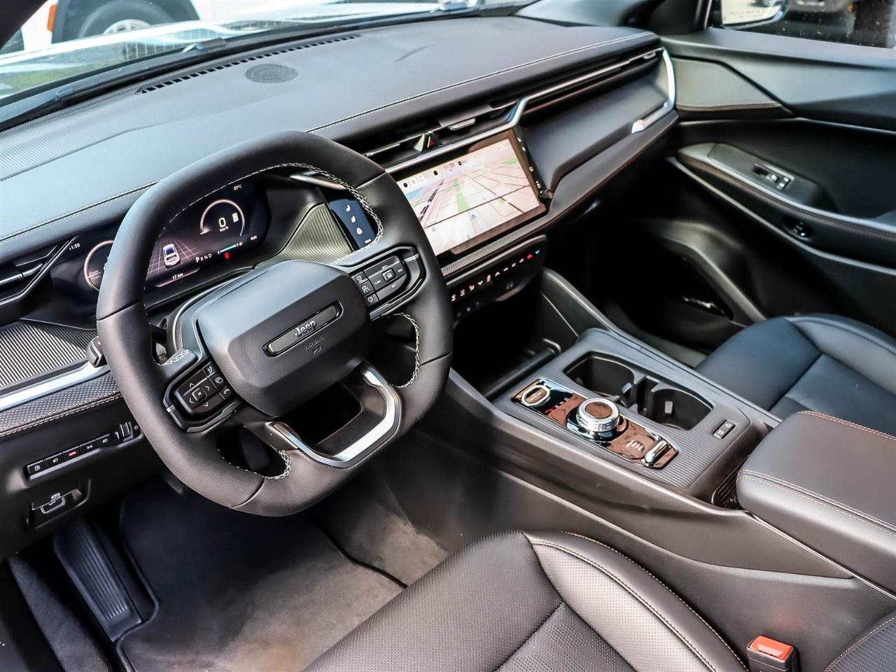 2026 Jeep Cherokee Overland 4x4 Photo