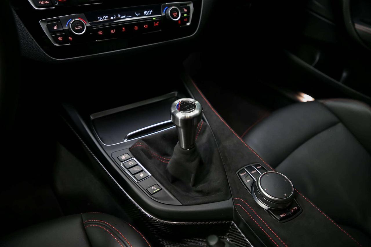 2020 BMW M2 CS 444HP MANUAL FULLPPF GOLDRIMS CARBONROOF DINAN Photo