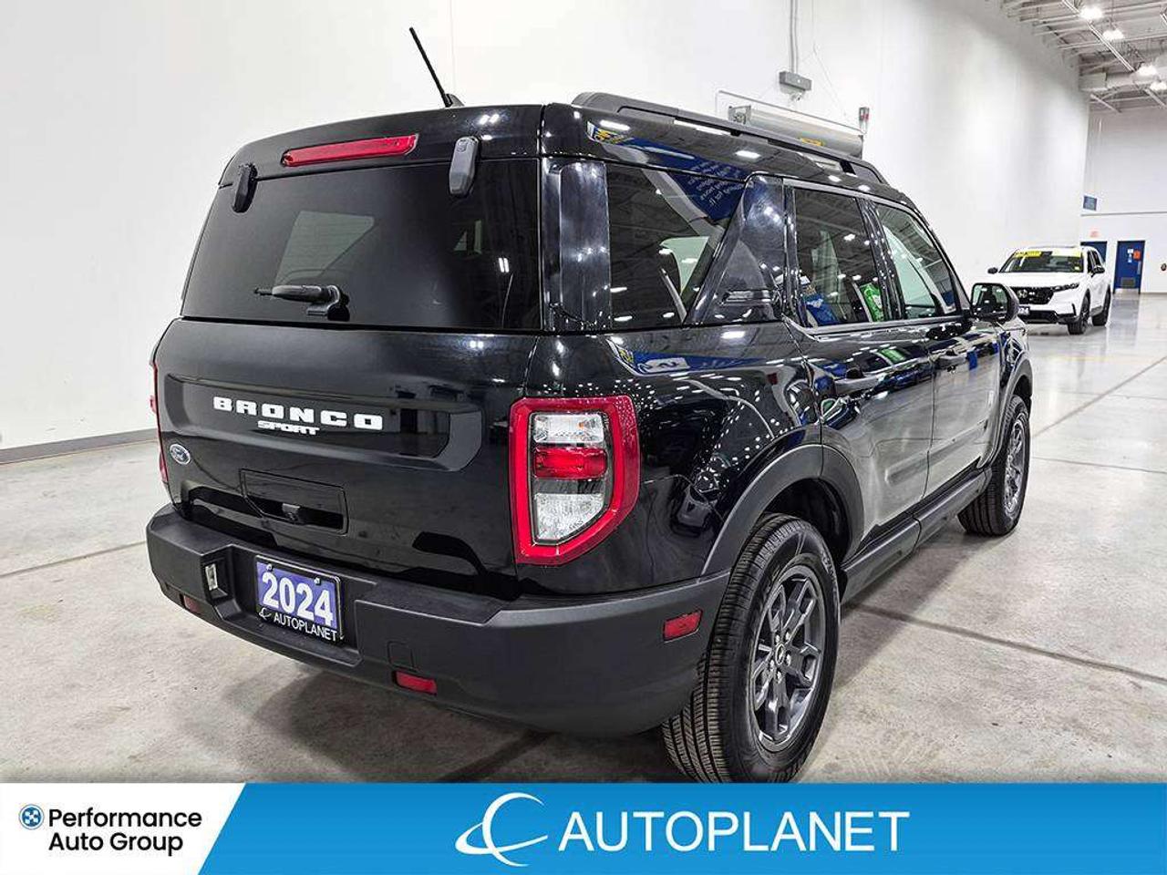 2024 Ford Bronco Sport Big Bend 4x4, Back Up Cam, Apple CarPlay! Photo