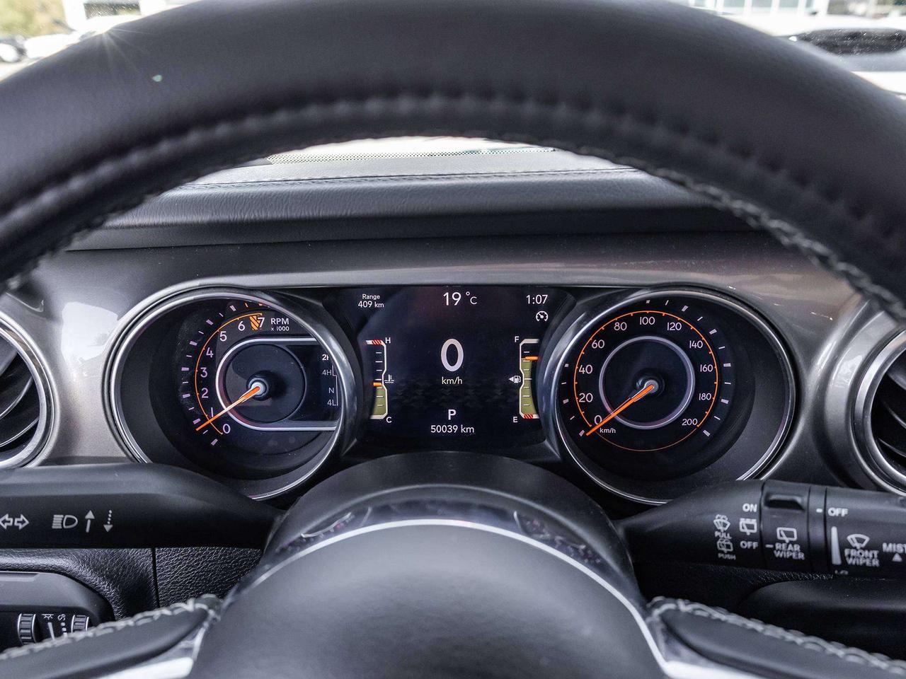 2020 Jeep Wrangler Sahara Photo