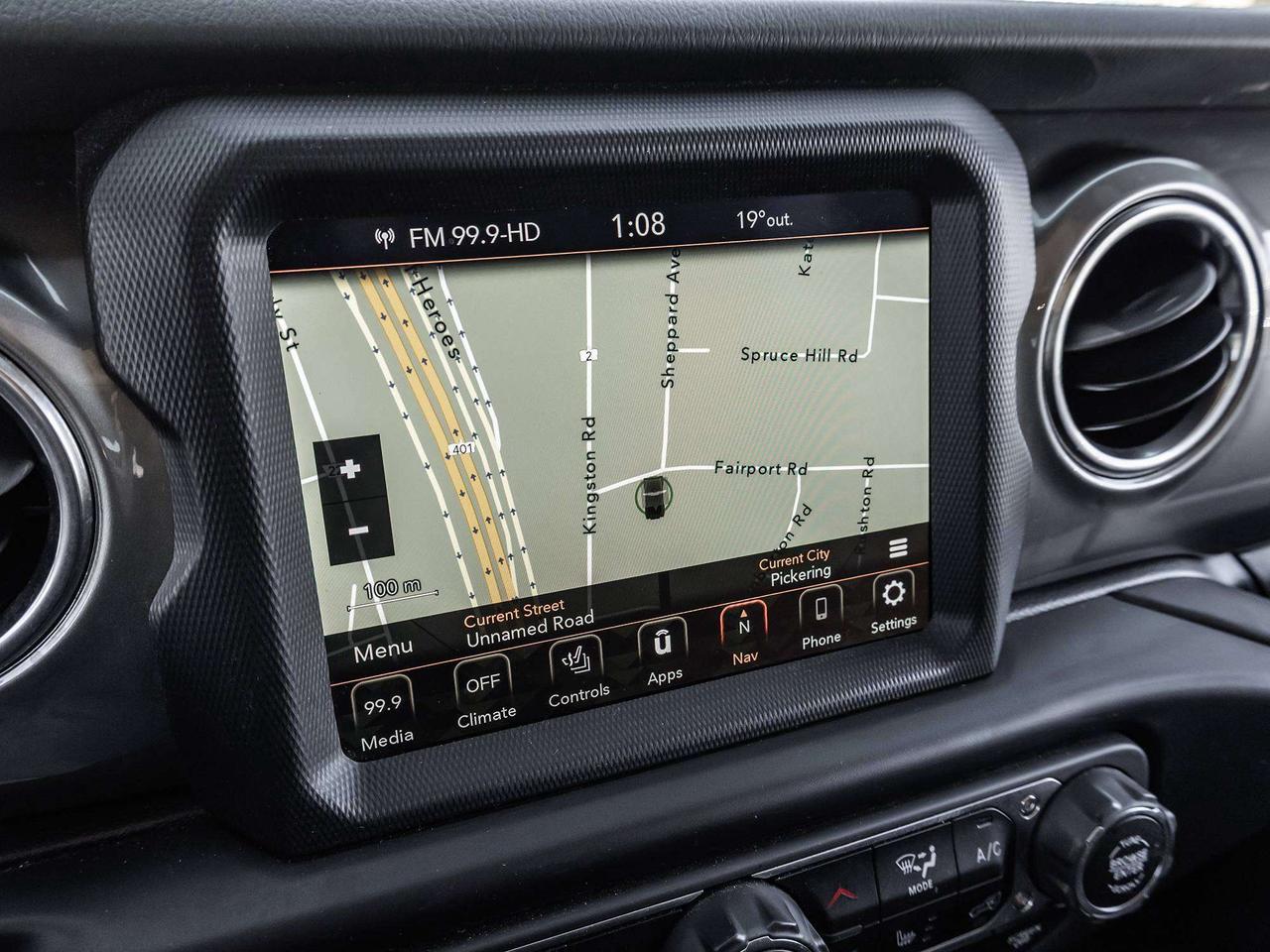 2020 Jeep Wrangler Sahara Photo
