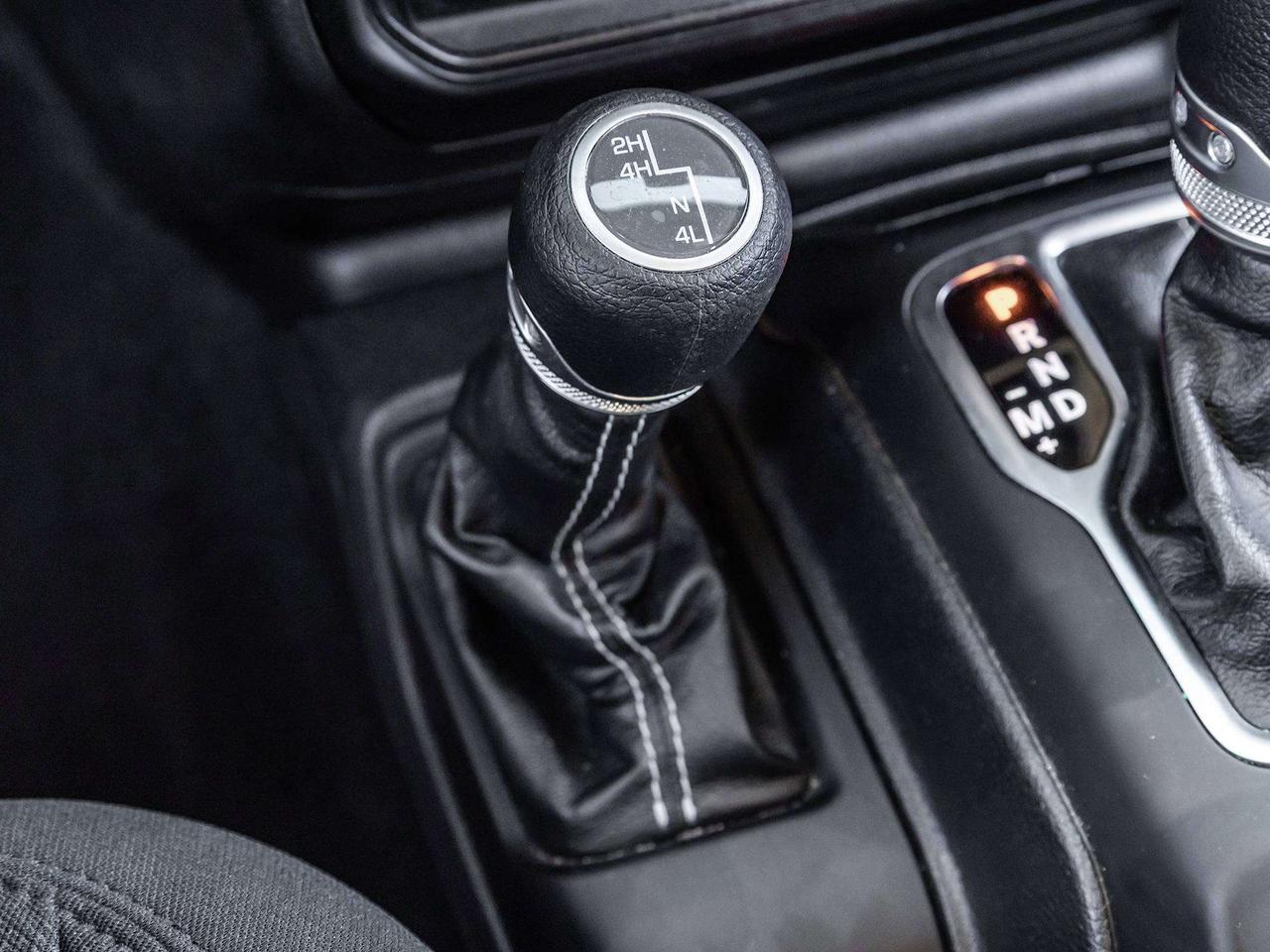 2020 Jeep Wrangler Sahara Photo