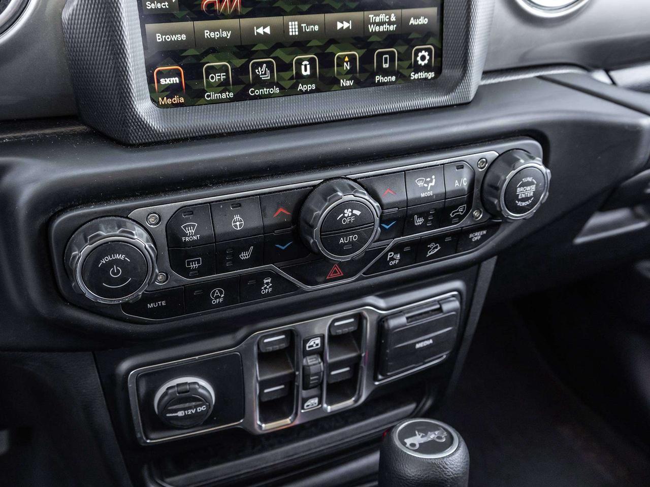 2020 Jeep Wrangler Sahara Photo
