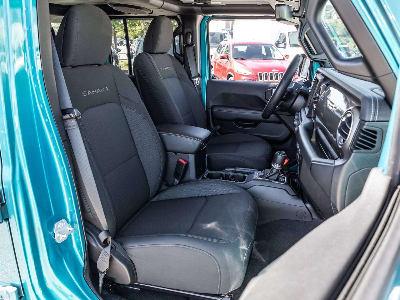 2020 Jeep Wrangler Sahara Photo