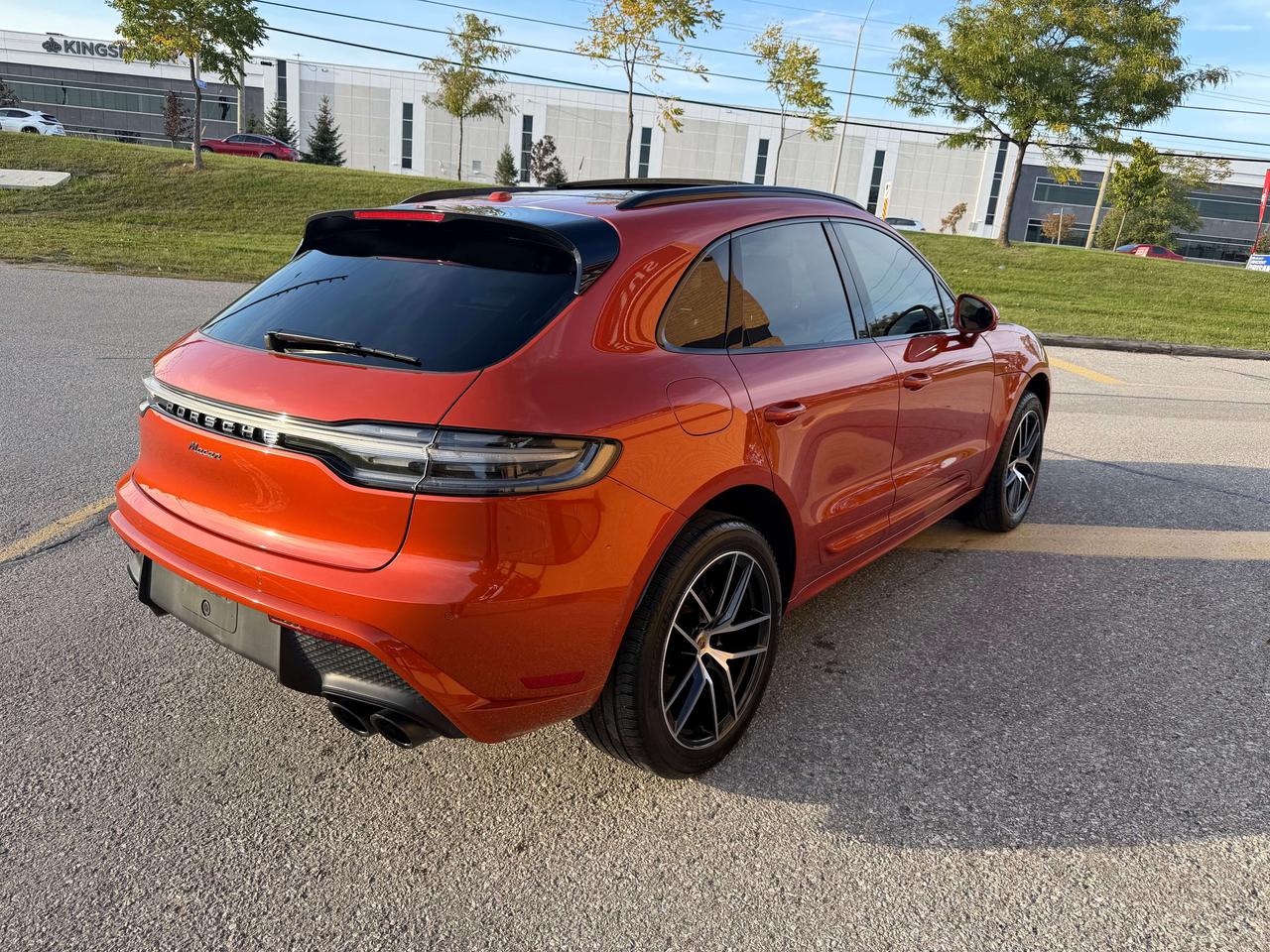 2024 Porsche Macan 2.0 Premium Plus 360 Camera 1 Owner Clean carfax Photo