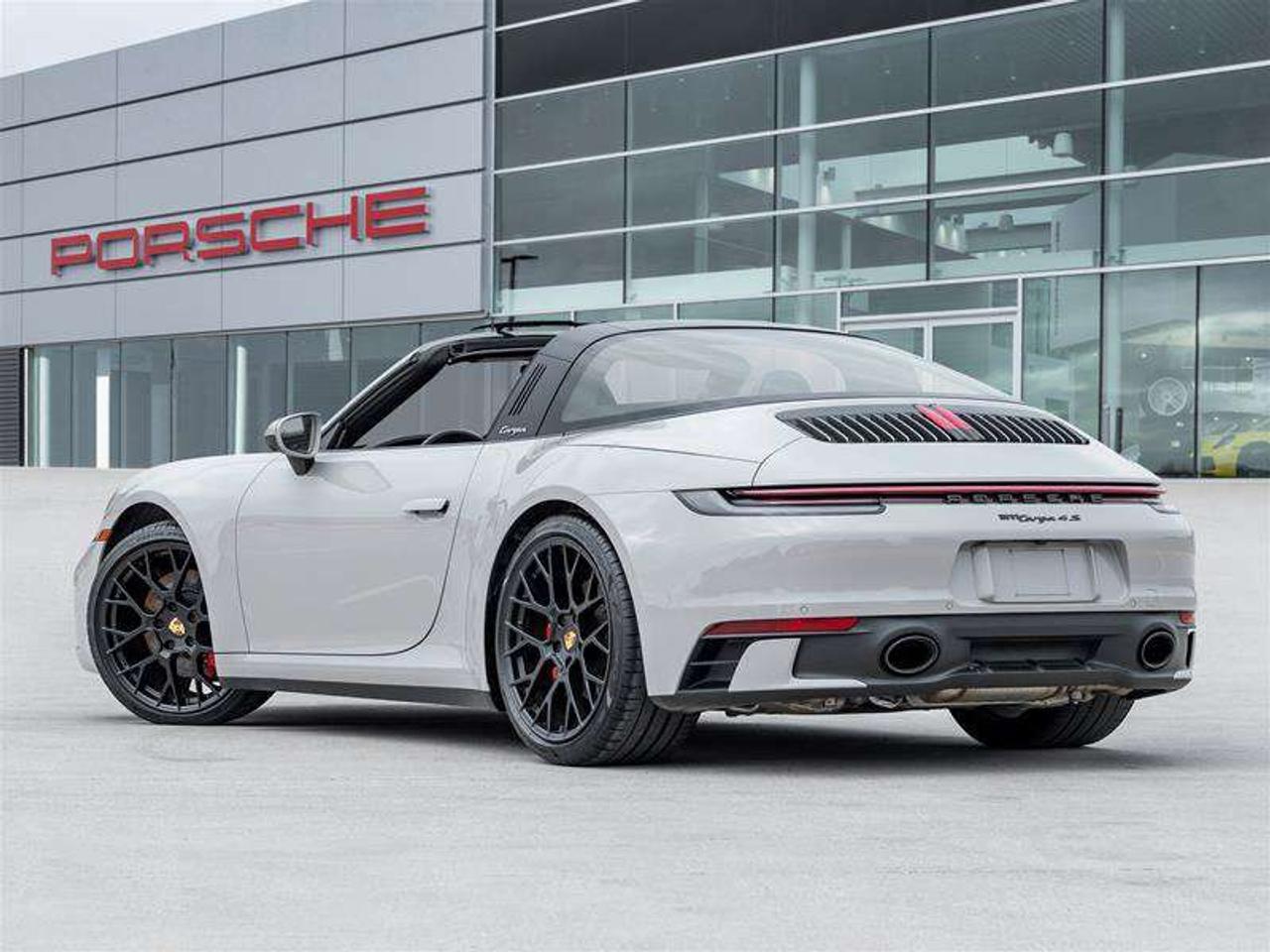 2023 Porsche 911 Targa 4S Premium Pkg Sport Pkg SportDesign Pkg Rear Axle Steering Photo