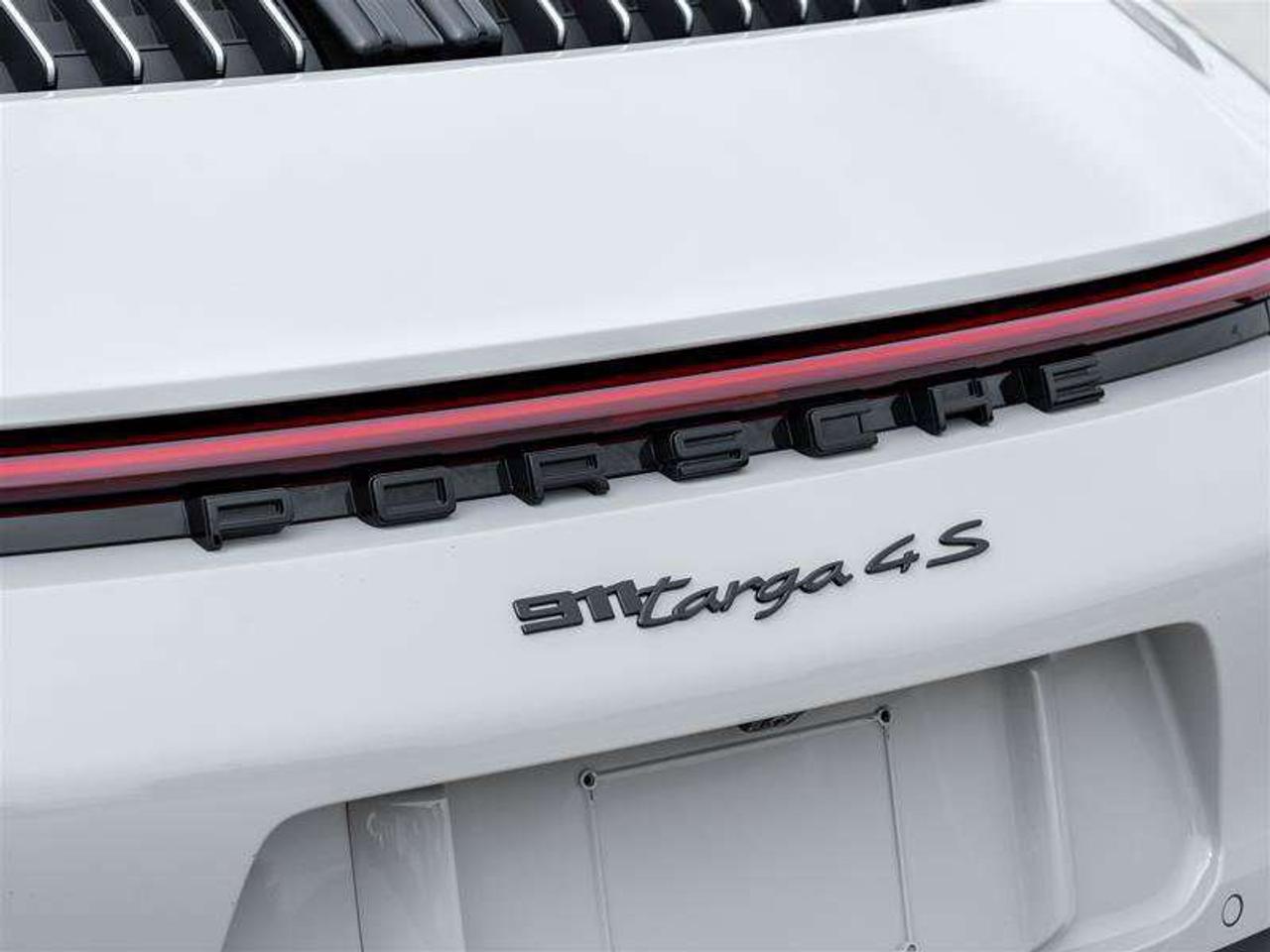 2023 Porsche 911 Targa 4S Premium Pkg Sport Pkg SportDesign Pkg Rear Axle Steering Photo