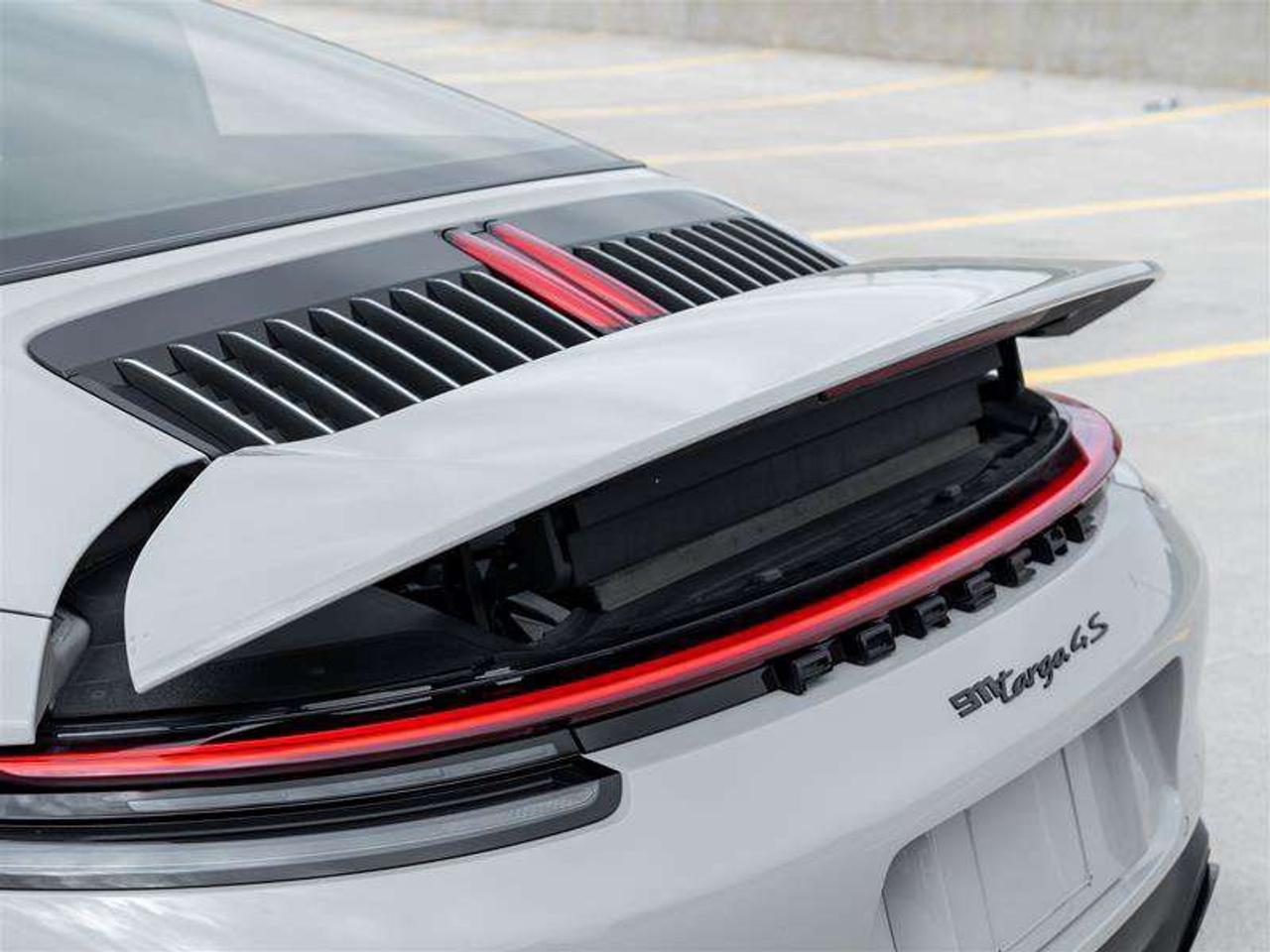 2023 Porsche 911 Targa 4S Premium Pkg Sport Pkg SportDesign Pkg Rear Axle Steering Photo