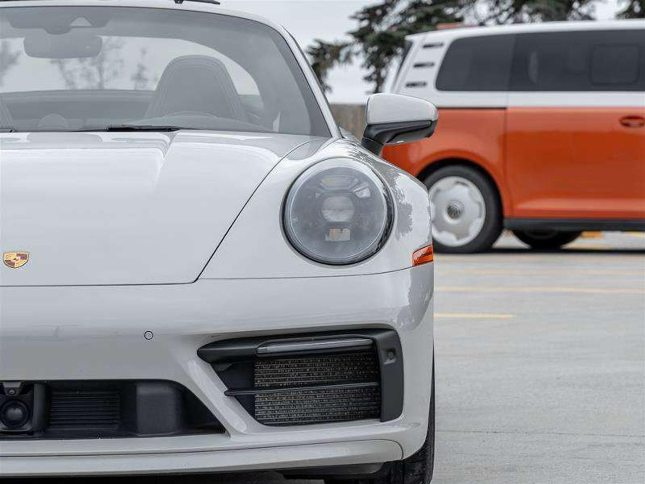 2023 Porsche 911 Targa 4S Premium Pkg Sport Pkg SportDesign Pkg Rear Axle Steering Photo