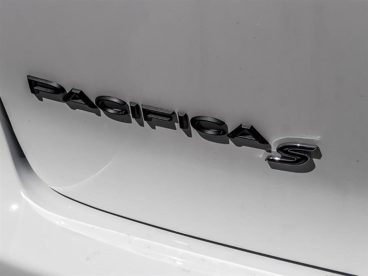 2027 Chrysler Pacifica Select FWD Photo