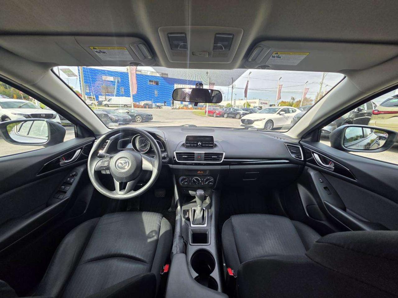 2015 Mazda 3 AUTO LOW LOW KM CLEAN CARFAX Photo