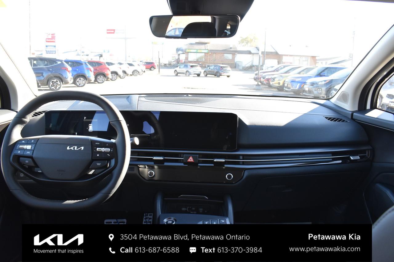 2026 Kia Sportage EX Premium w/Black Interior 4dr All-Wheel Drive Photo