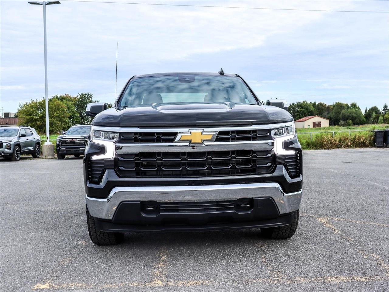 2026 Chevrolet Silverado 1500 Crew Cab Short Box 4-Wheel Drive LT Photo5