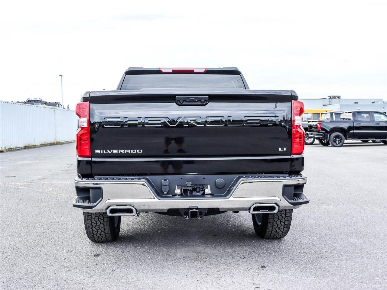 2026 Chevrolet Silverado 1500 Crew Cab Short Box 4-Wheel Drive LT Photo
