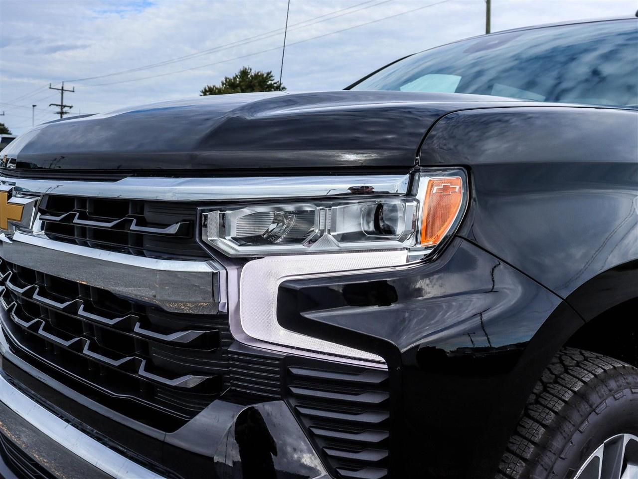 2026 Chevrolet Silverado 1500 Crew Cab Short Box 4-Wheel Drive LT Photo