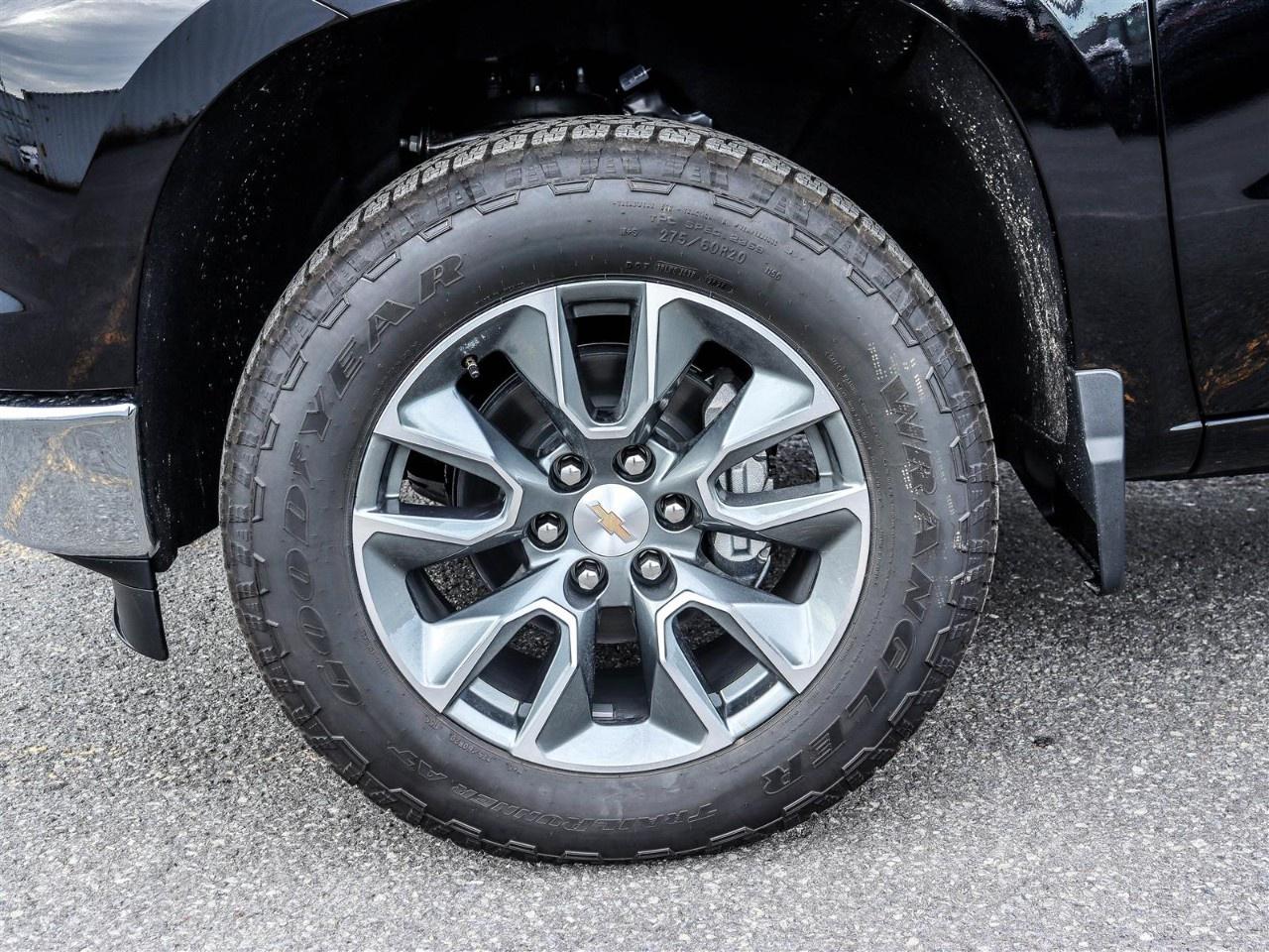 2026 Chevrolet Silverado 1500 Crew Cab Short Box 4-Wheel Drive LT Photo