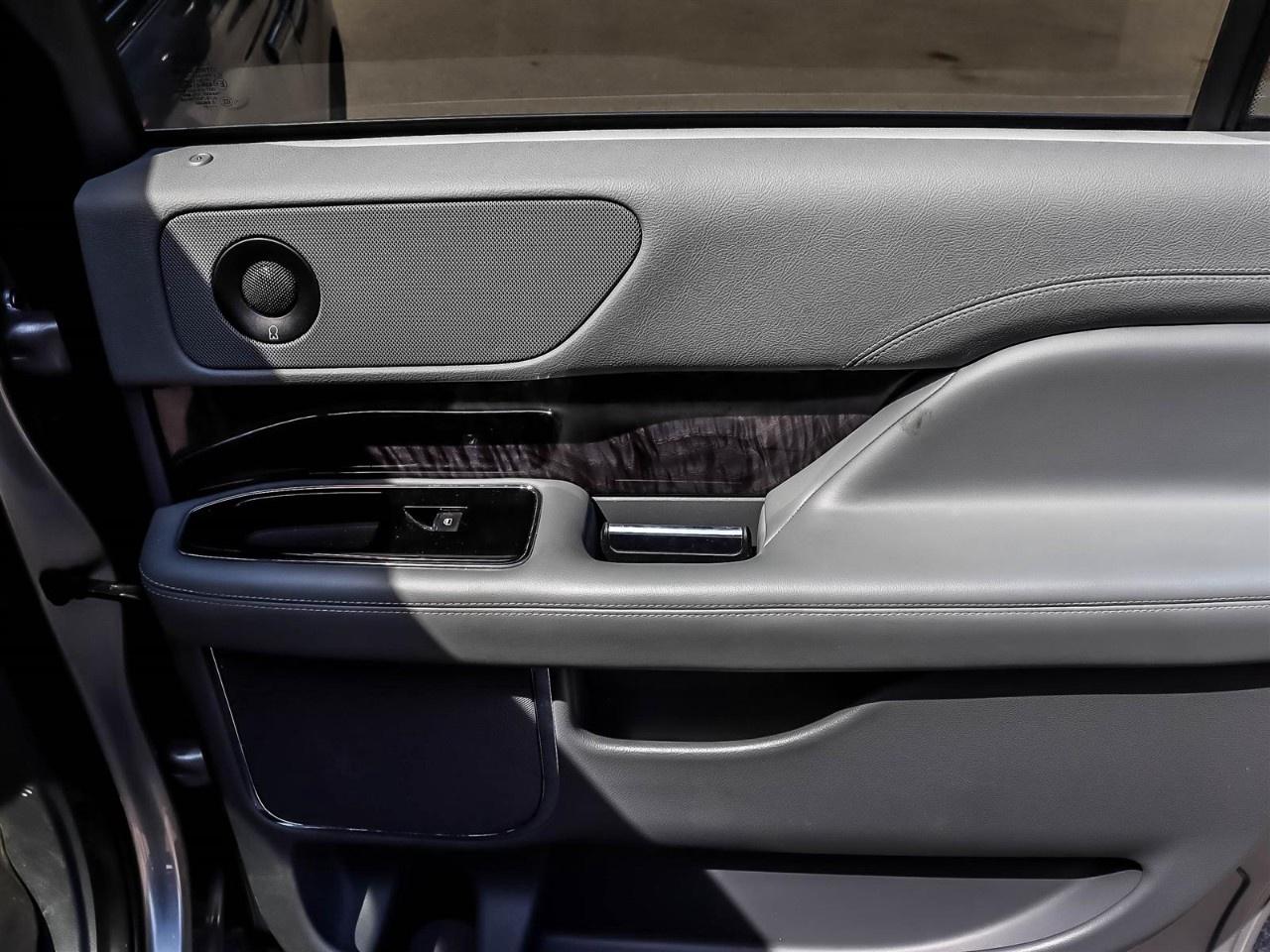 2021 Lincoln Navigator L Reserve 4x4 Photo