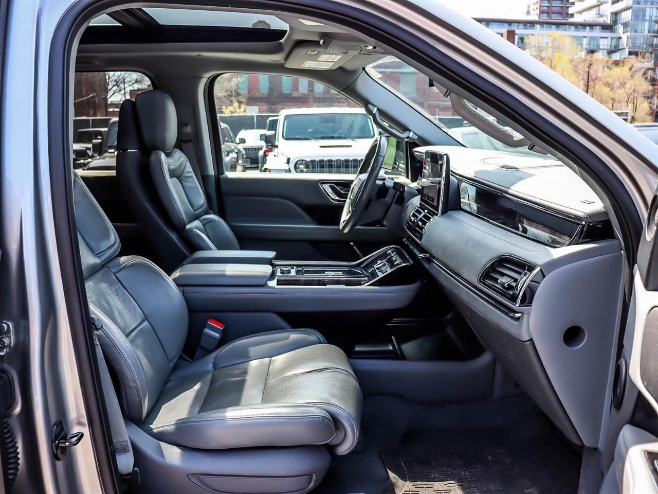 2021 Lincoln Navigator L Reserve 4x4 Photo