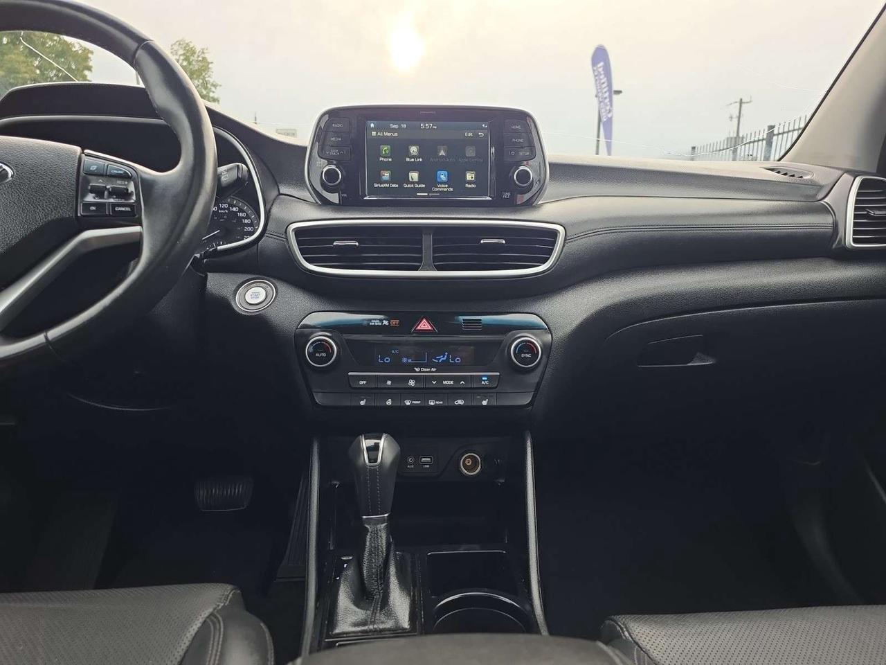 2021 Hyundai Tucson ULTIMATE AWD * DRIVER ASSIST / CARPLAY / CAMERA / PANORAMIC / LEATHER Photo