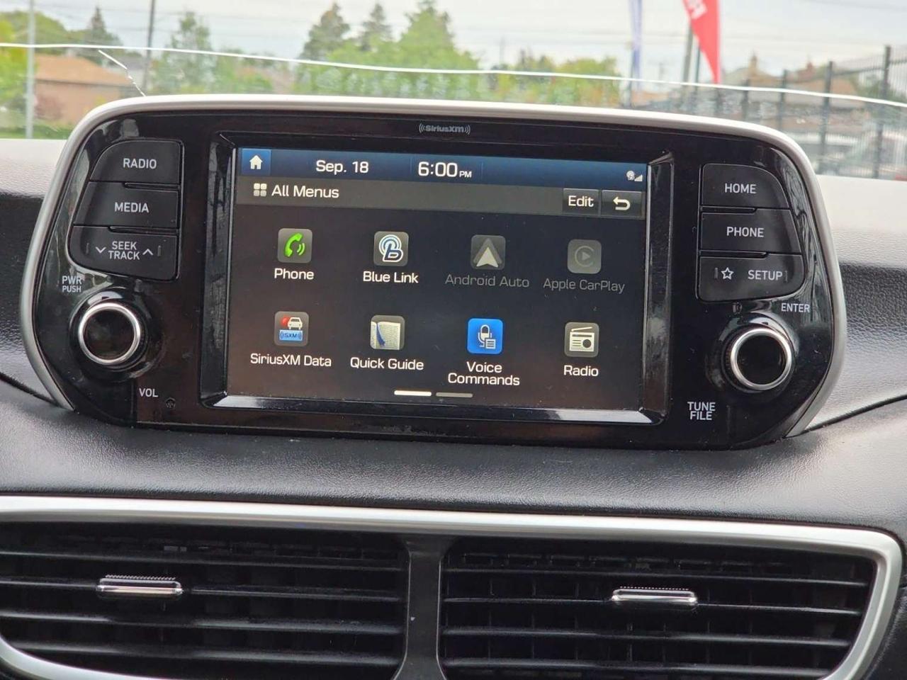 2021 Hyundai Tucson ULTIMATE AWD * DRIVER ASSIST / CARPLAY / CAMERA / PANORAMIC / LEATHER Photo