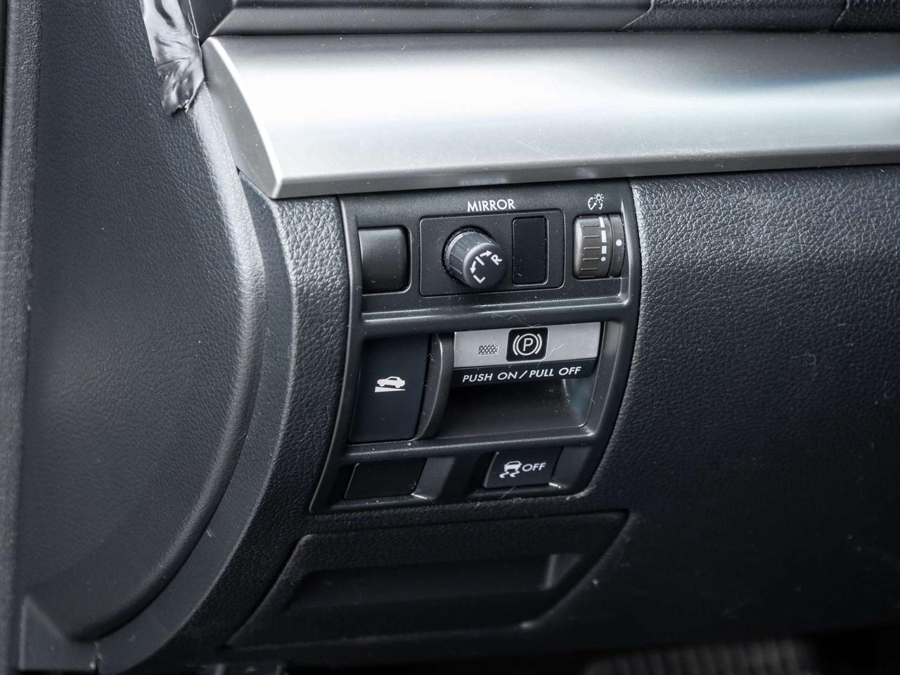2014 Subaru Outback H4 2.5i Premium, AWD, Sunroof Photo