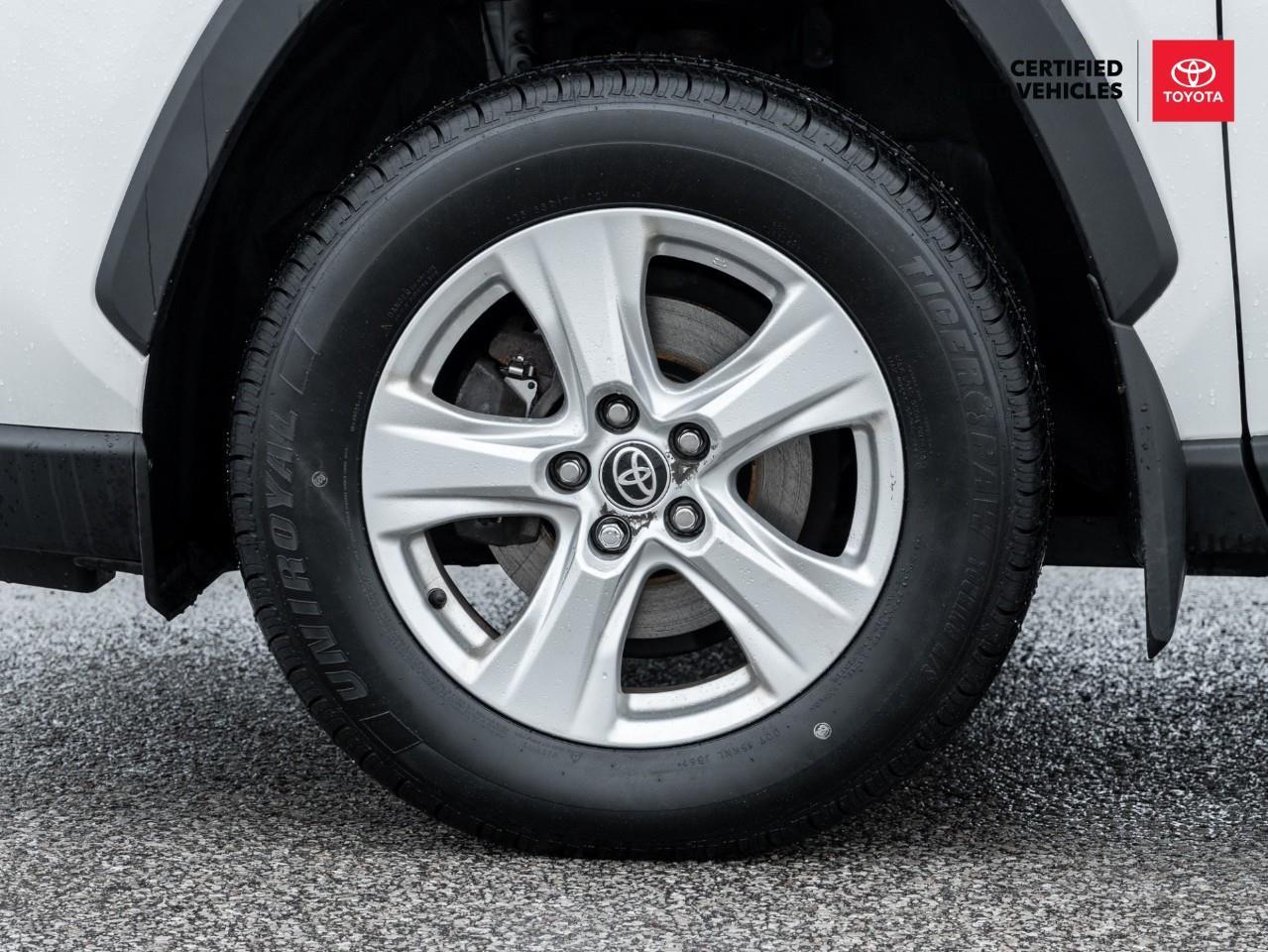 2021 Toyota RAV4 XLE 4dr Front-wheel Drive Photo