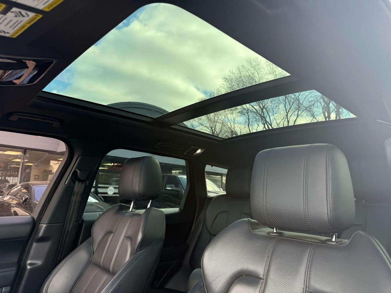 2016 Land Rover Range Rover Sport Td6 HSE Photo