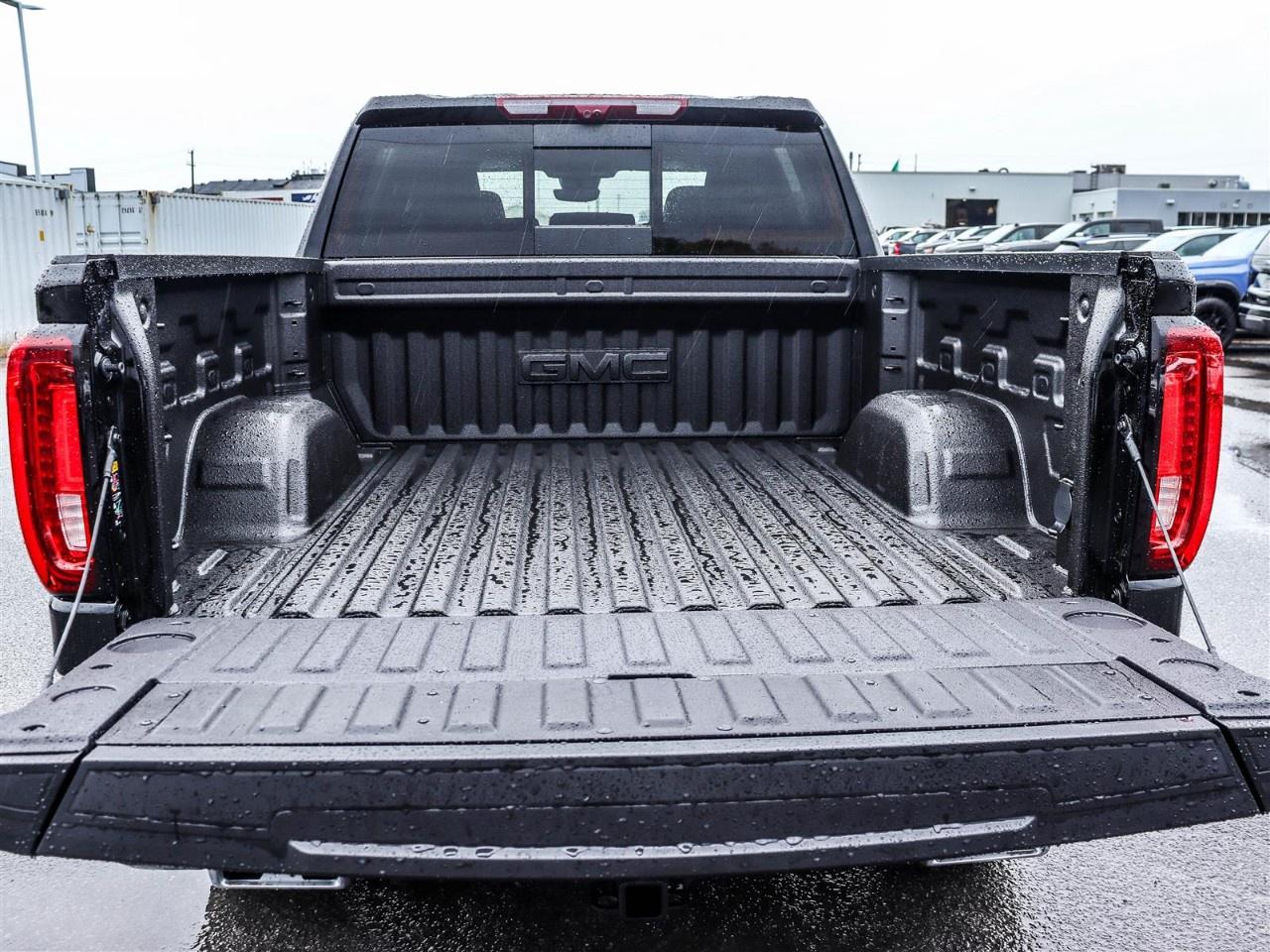 2026 GMC Sierra 1500 Crew Cab Short Box 4-Wheel Drive AT4 Photo