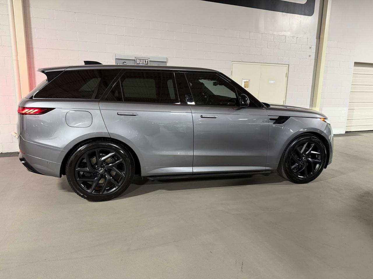 2024 Land Rover Range Rover Sport Dynamic SE 3.0 Meridian 3D surround Heads UP 360 Photo