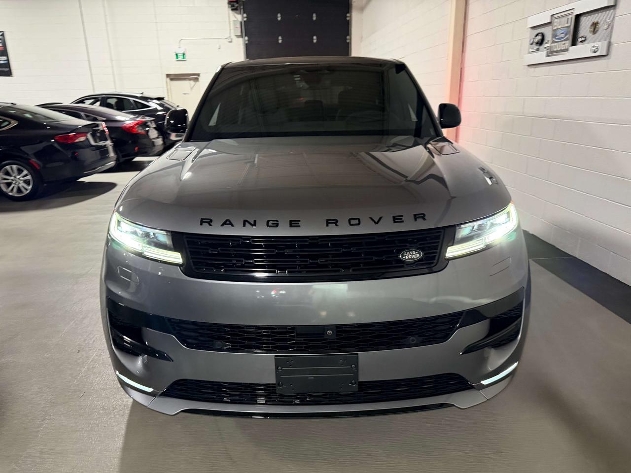 2024 Land Rover Range Rover Sport Dynamic SE 3.0 Meridian 3D surround Heads UP 360 Photo3