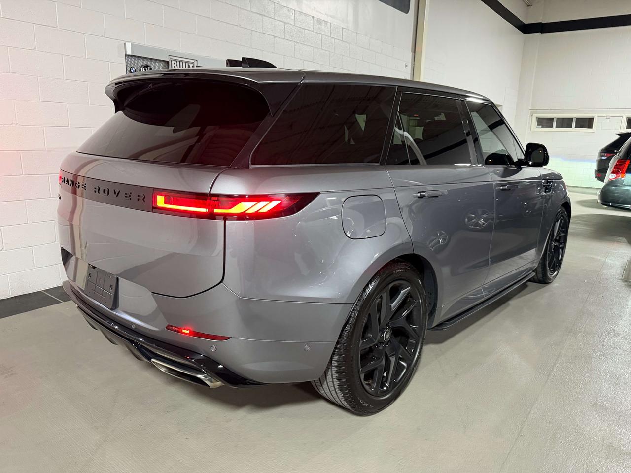 2024 Land Rover Range Rover Sport Dynamic SE 3.0 Meridian 3D surround Heads UP 360 Photo