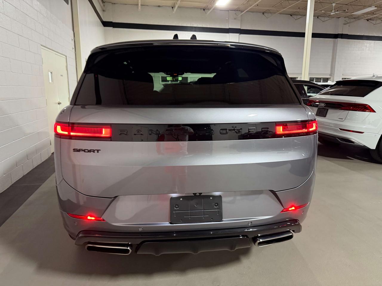 2024 Land Rover Range Rover Sport Dynamic SE 3.0 Meridian 3D surround Heads UP 360 Photo