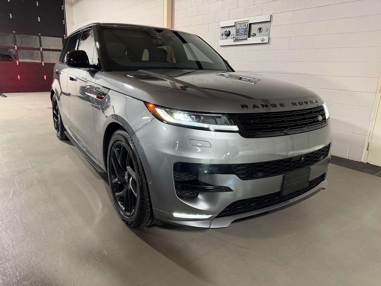 2024 Land Rover Range Rover Sport Dynamic SE 3.0 Meridian 3D surround Heads UP 360 Photo
