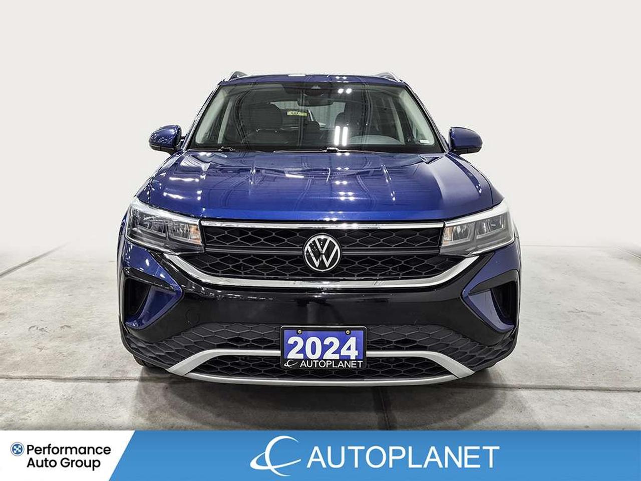 2024 Volkswagen Taos Comfortline, Back Up Cam, Pano Roof, Heated Seats! Photo5