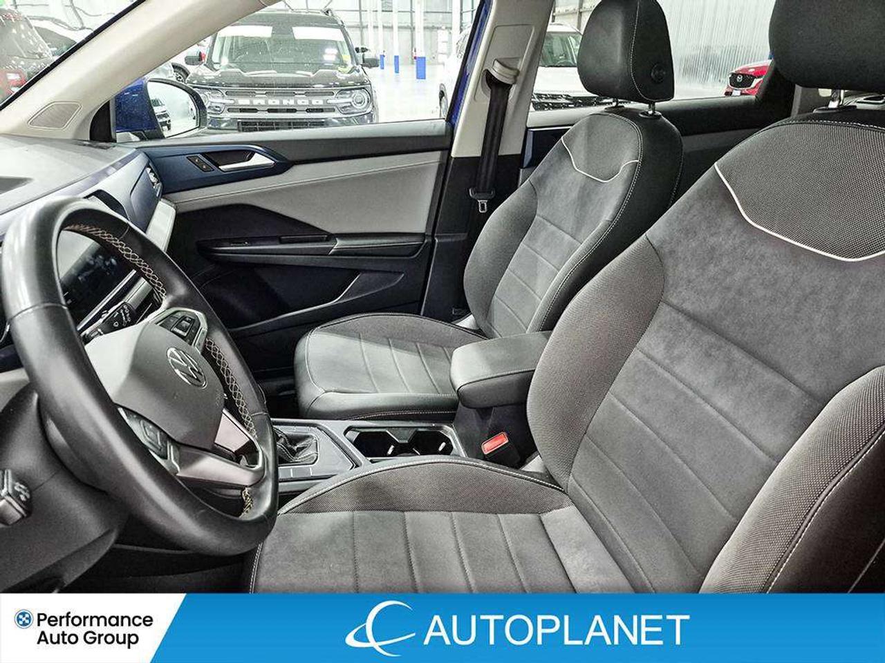 2024 Volkswagen Taos Comfortline, Back Up Cam, Pano Roof, Heated Seats! Photo