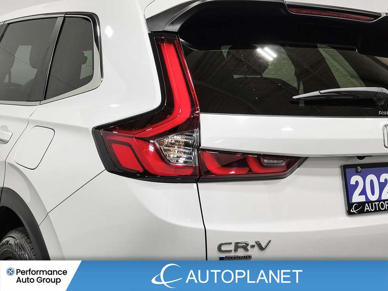 2024 Honda CR-V EX-L AWD, Honda Sensing, Sunroof, Remote Start! Photo