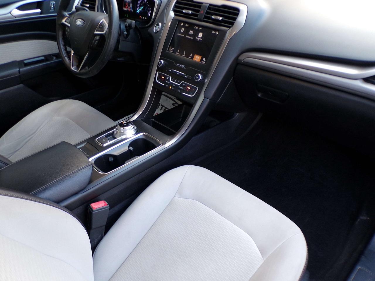 2019 Ford Fusion SE 1.5L ECOBOOST BSM NAVI CAMERA APPLE CARPLAY Photo
