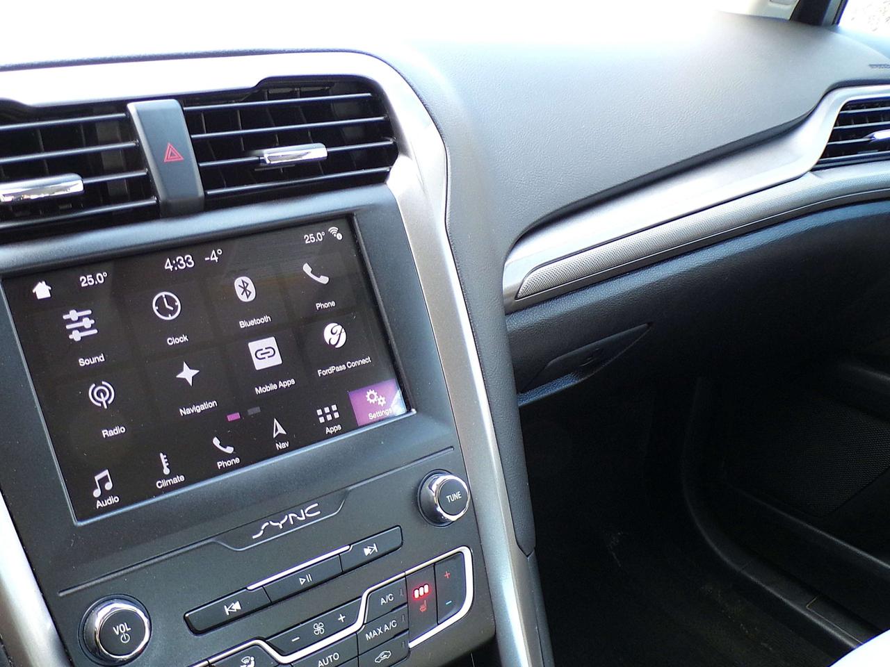 2019 Ford Fusion SE 1.5L ECOBOOST BSM NAVI CAMERA APPLE CARPLAY Photo