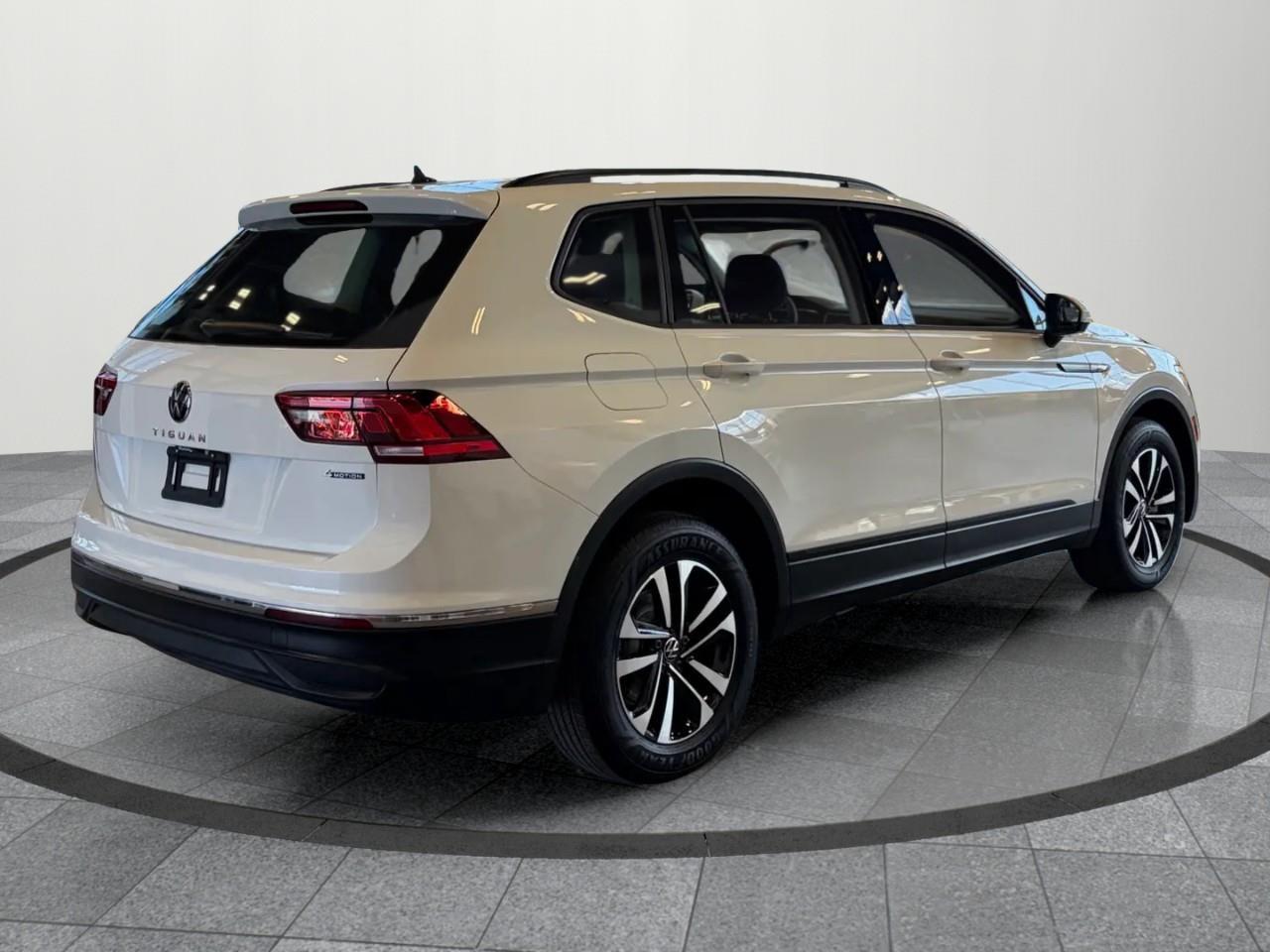 2023 Volkswagen Tiguan Trendline 4dr All-wheel Drive 4MOTION Photo