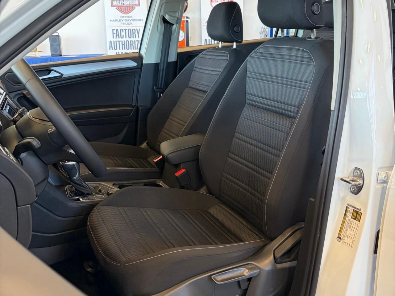 2023 Volkswagen Tiguan Trendline 4dr All-wheel Drive 4MOTION Photo