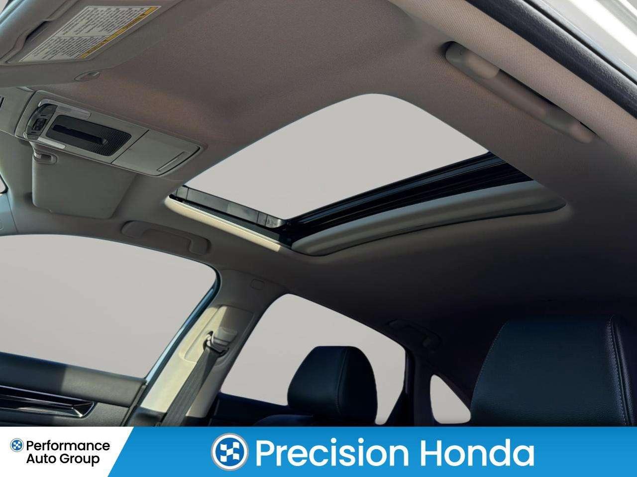2024 Honda Civic Touring Leather  Navigation  Sunroof Photo