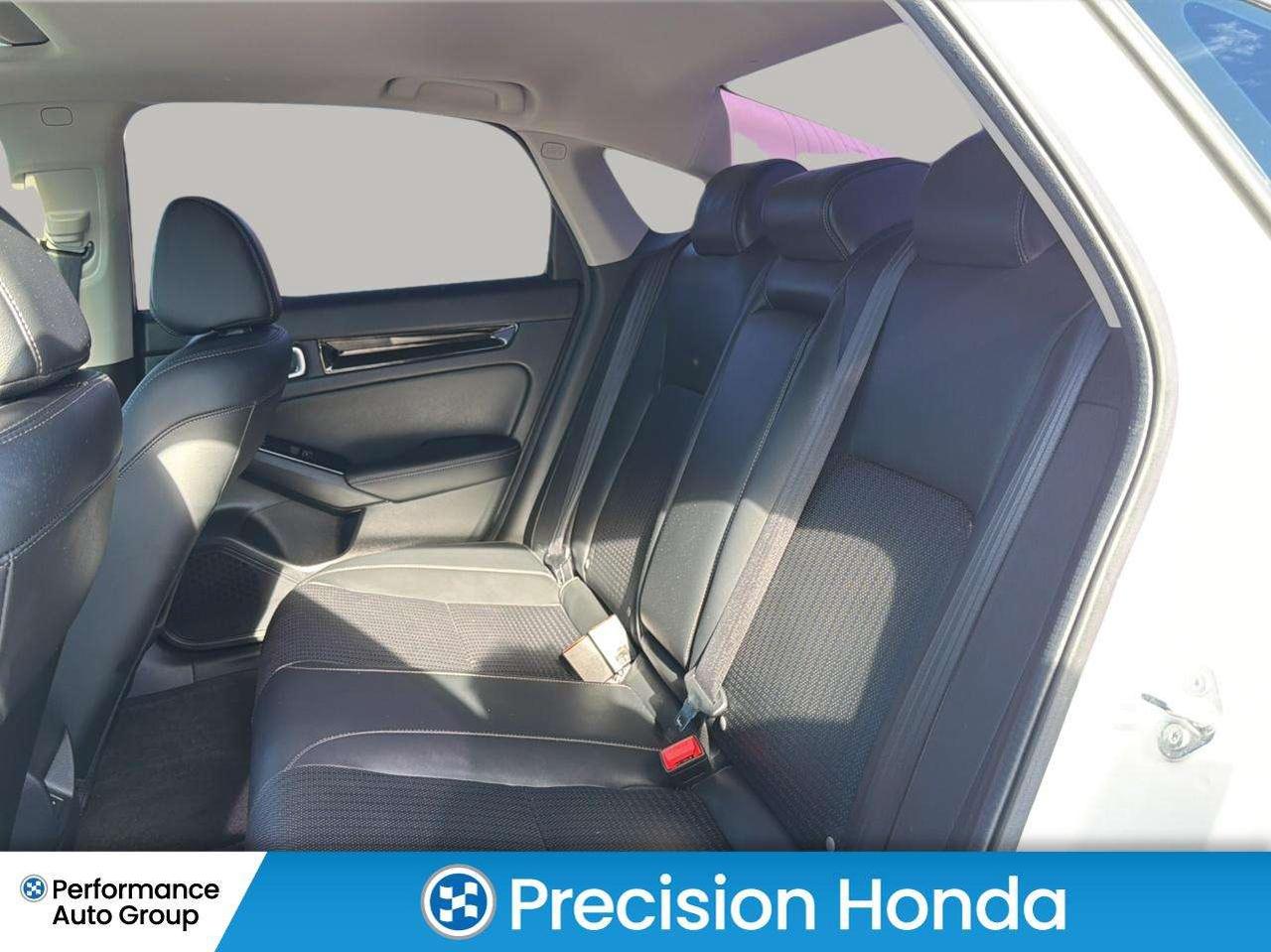 2024 Honda Civic Touring Leather  Navigation  Sunroof Photo