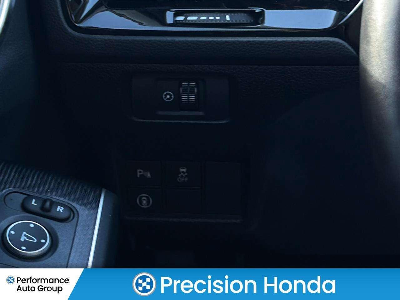 2024 Honda Civic Touring Leather  Navigation  Sunroof Photo