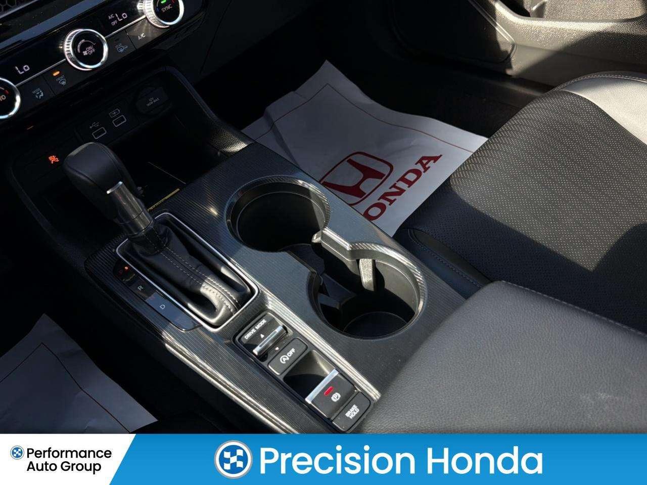 2024 Honda Civic Touring Leather  Navigation  Sunroof Photo