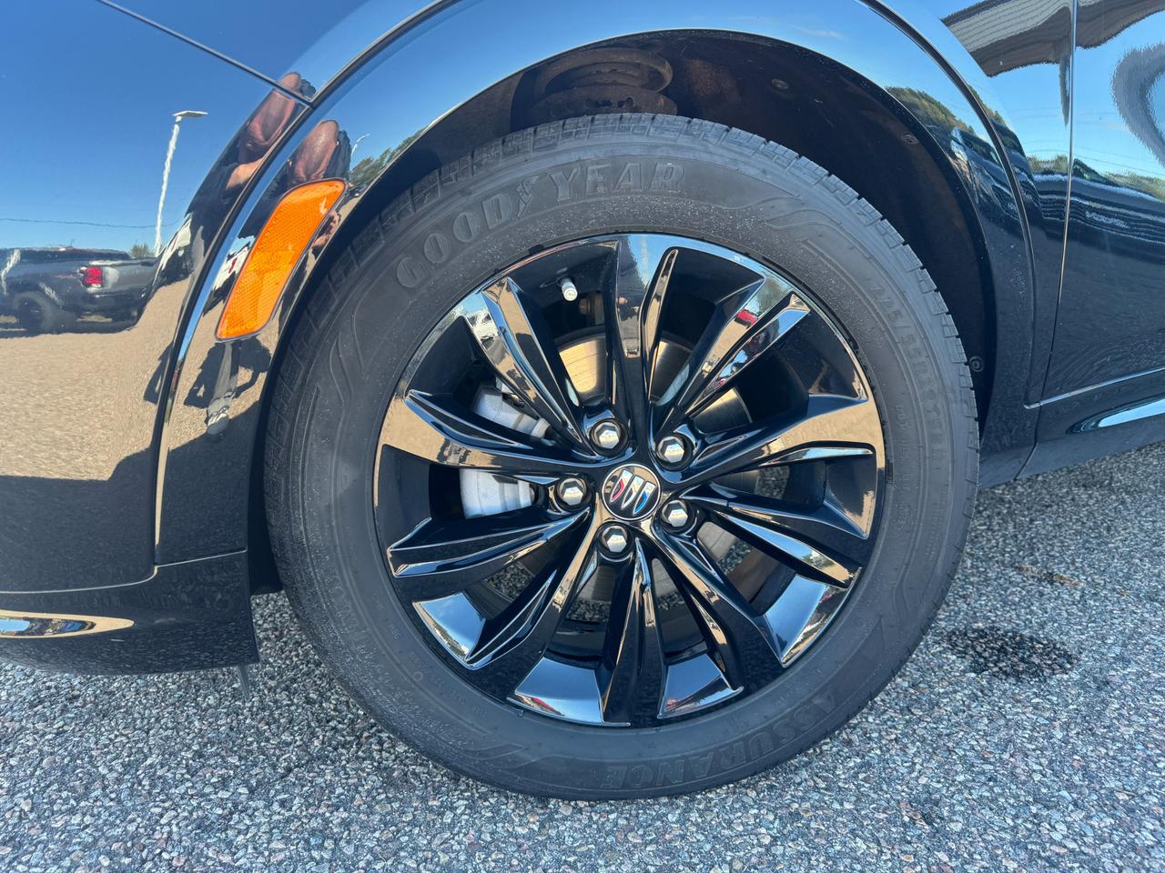 2024 Buick Envista Sport Touring 4dr Front-Wheel Drive Photo