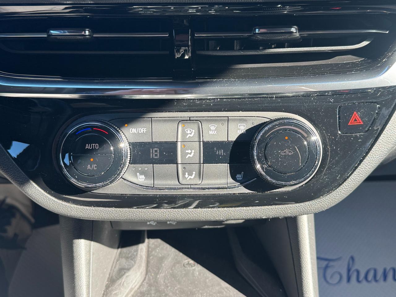 2024 Buick Envista Sport Touring 4dr Front-Wheel Drive Photo