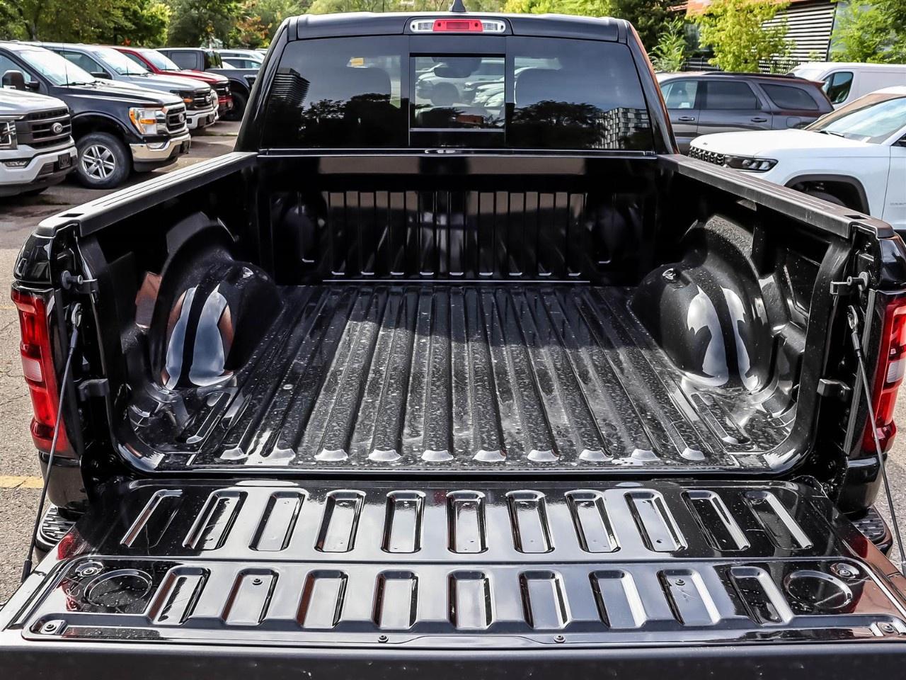 2027 RAM 1500 Big Horn 4x4 Crew Cab 5'7" Box Photo