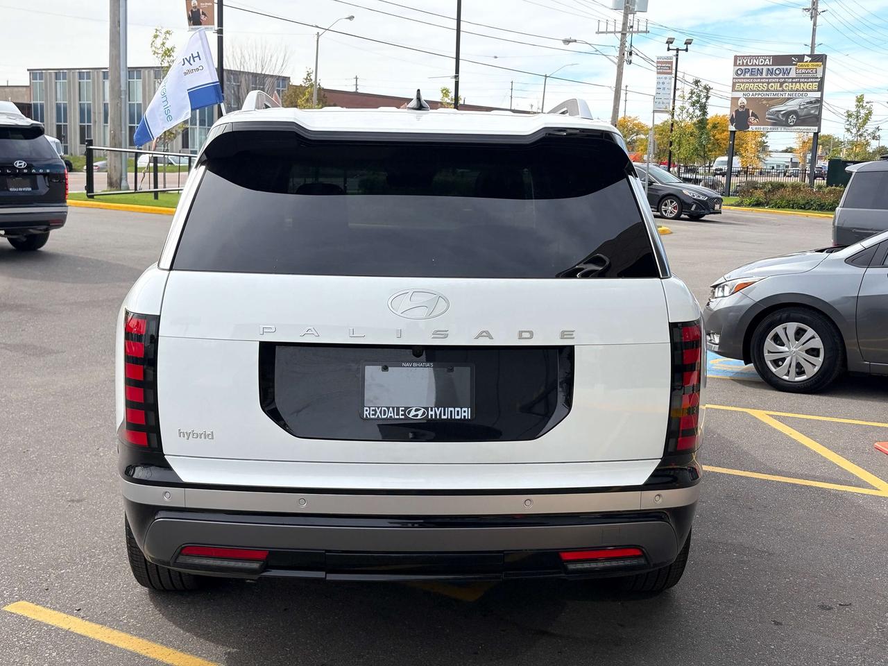 2026 Hyundai Palisade Hybrid CERTIFIED PRE-OWNED   Luxury Hybrid AWD Photo