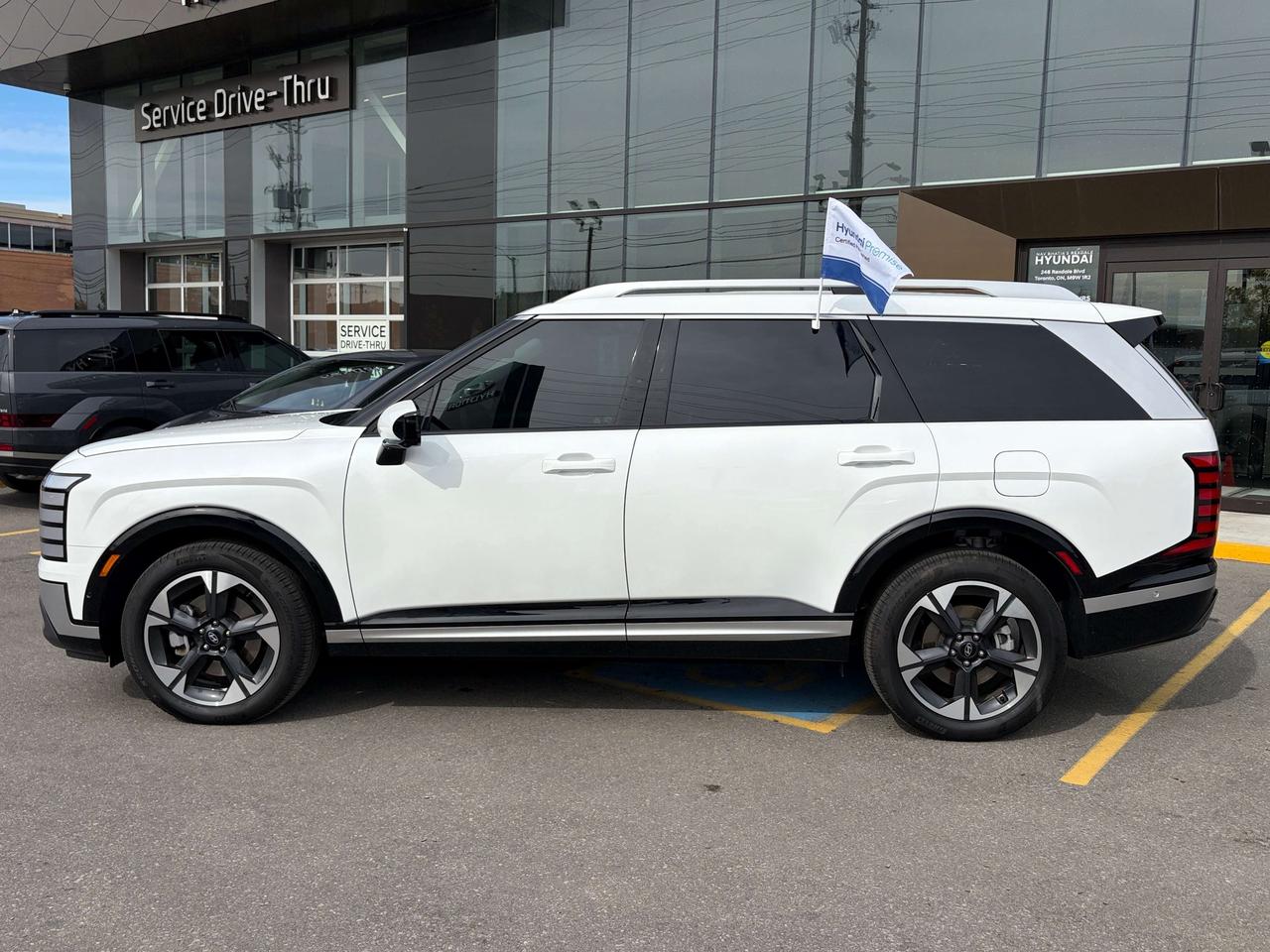 2026 Hyundai Palisade Hybrid CERTIFIED PRE-OWNED   Luxury Hybrid AWD Photo1
