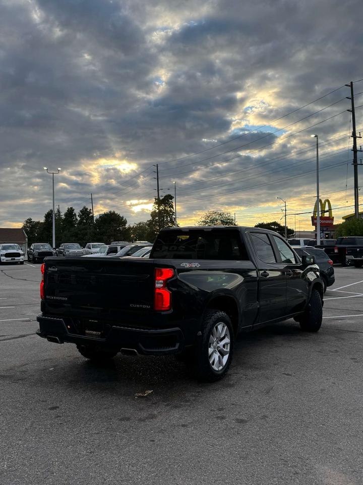 2019 Chevrolet Silverado 1500 4WD Crew Cab 157 Custom Photo